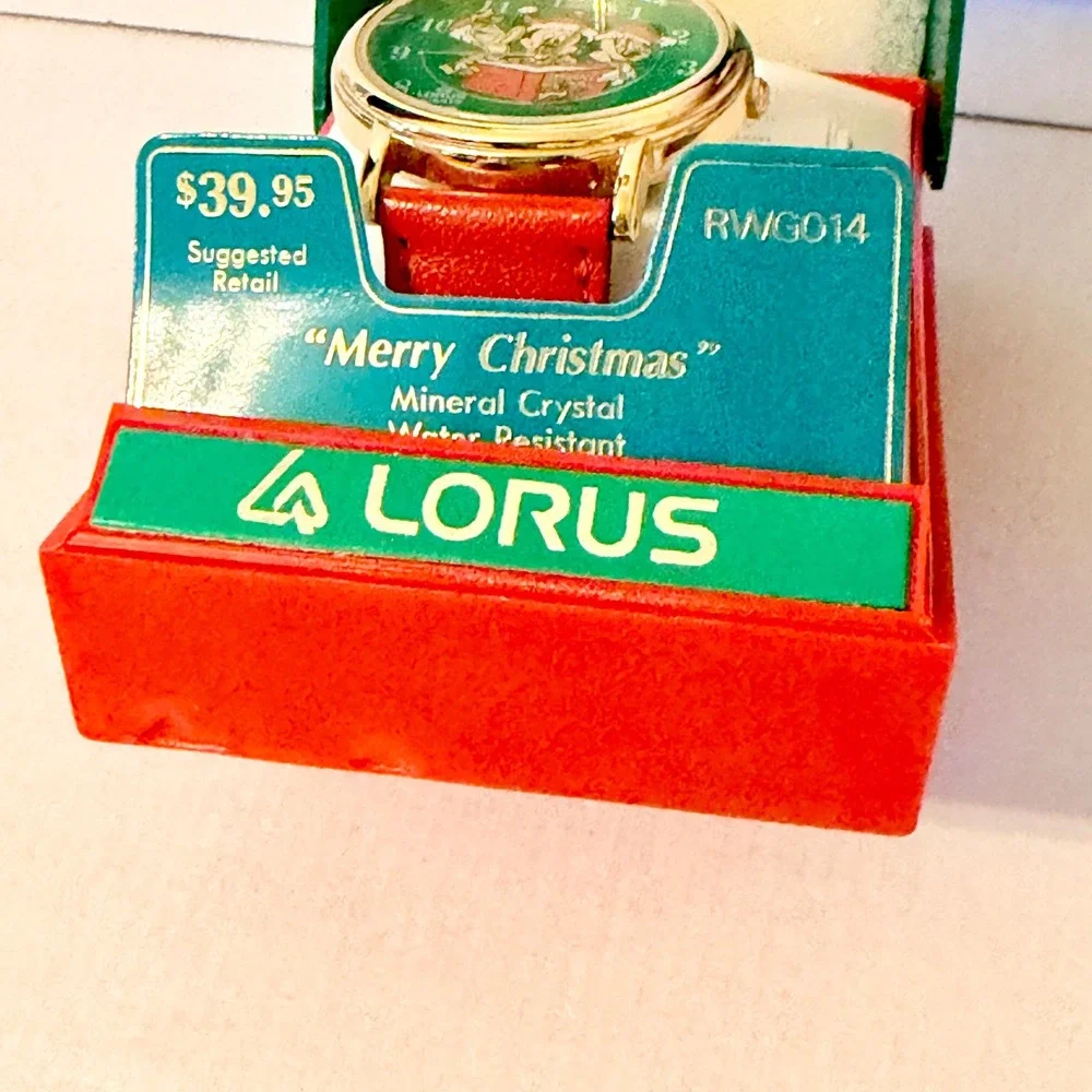 Lorus Disney Mickey Minnie Donald Merry Christmas Watch Red Leather RWG014 NIB